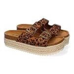 Mules de plataforma con esparto: la tendencia perfecta para esta temporada